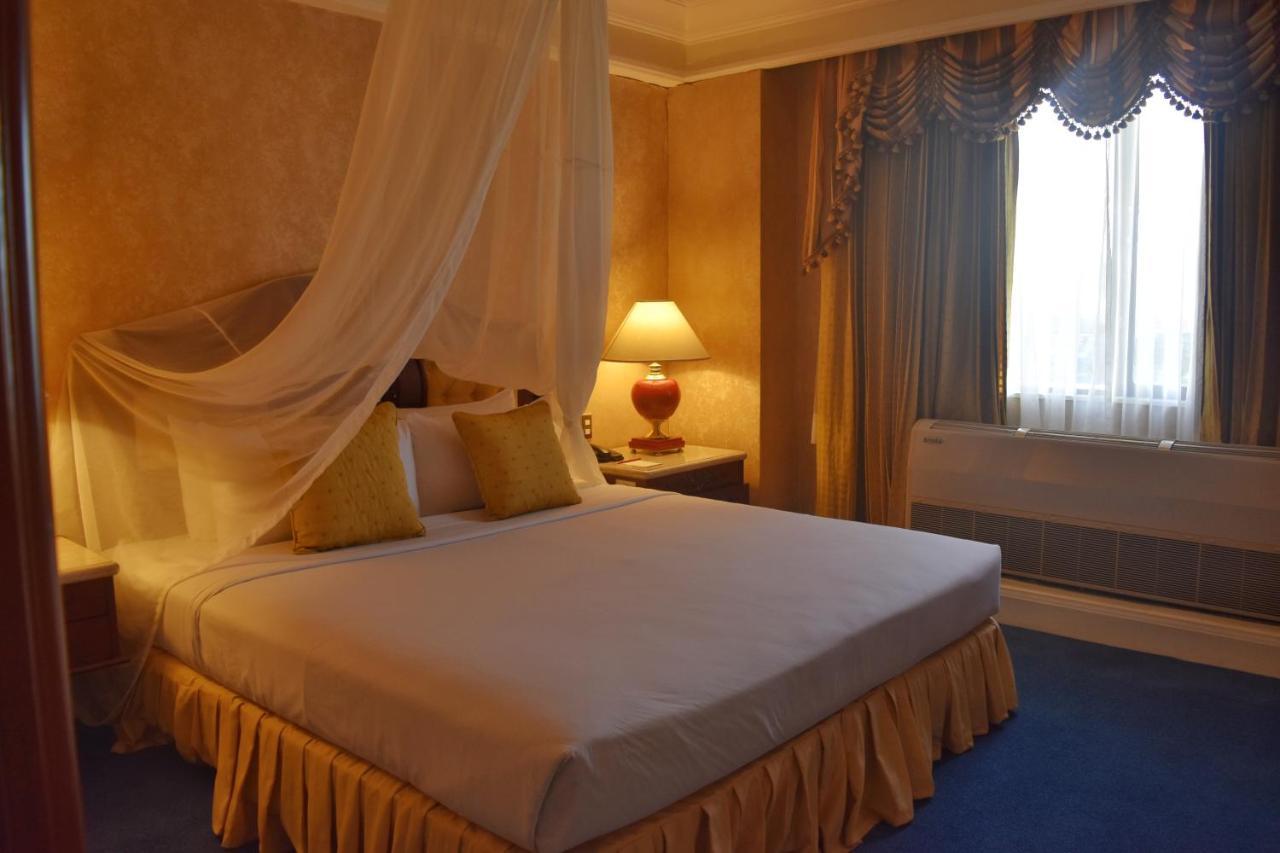 Presidential Suite,775591429:JPEG